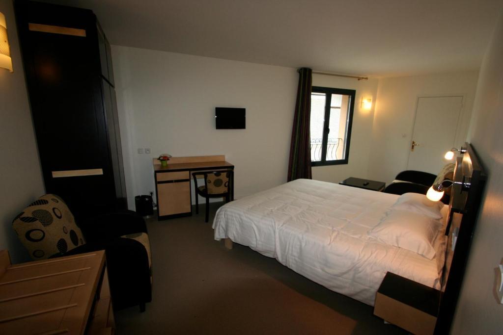 Logis Hotel Restaurant Auberge De La Xaintrie Saint-Privat  Номер фото